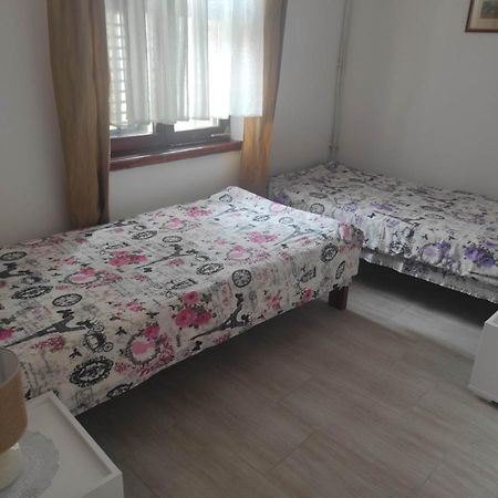 Andrea Airport Apartments 베오그라드 외부 사진