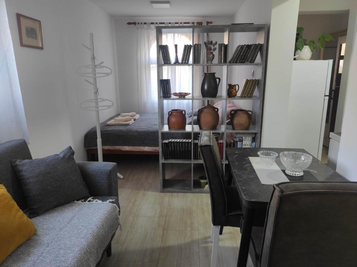 Andrea Airport Apartments 베오그라드 외부 사진