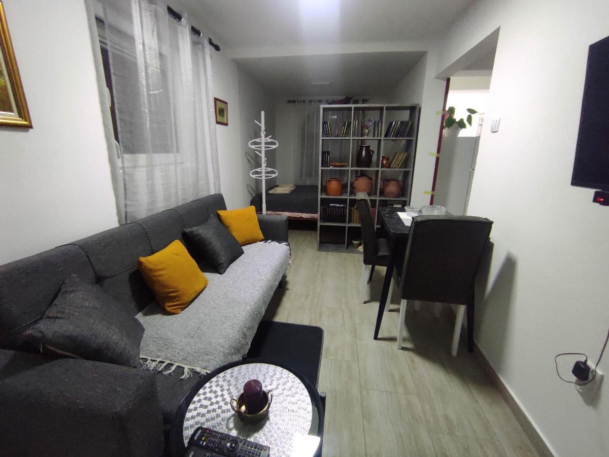 Andrea Airport Apartments 베오그라드 외부 사진